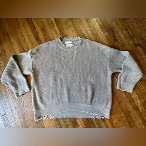 𝐂𝐇𝐄𝐋𝐒𝐄𝐀 𝐃𝐄𝐁𝐎𝐄𝐑 by Lily & Lottie Distressed Sweater